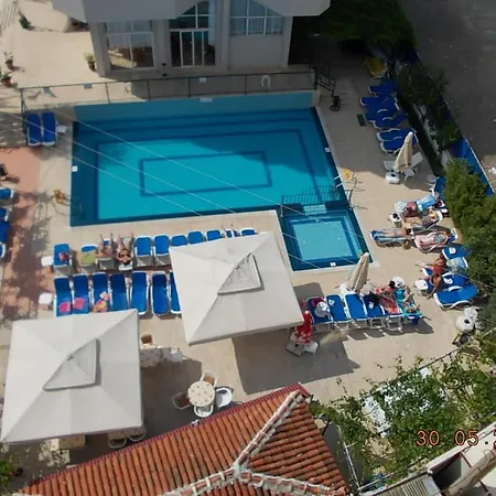 Tekin Aparts Apart Otel 3*