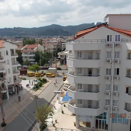 Tekin Aparts Apart Otel 3*