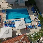 Tekin Aparts Apart-hotel 3*
